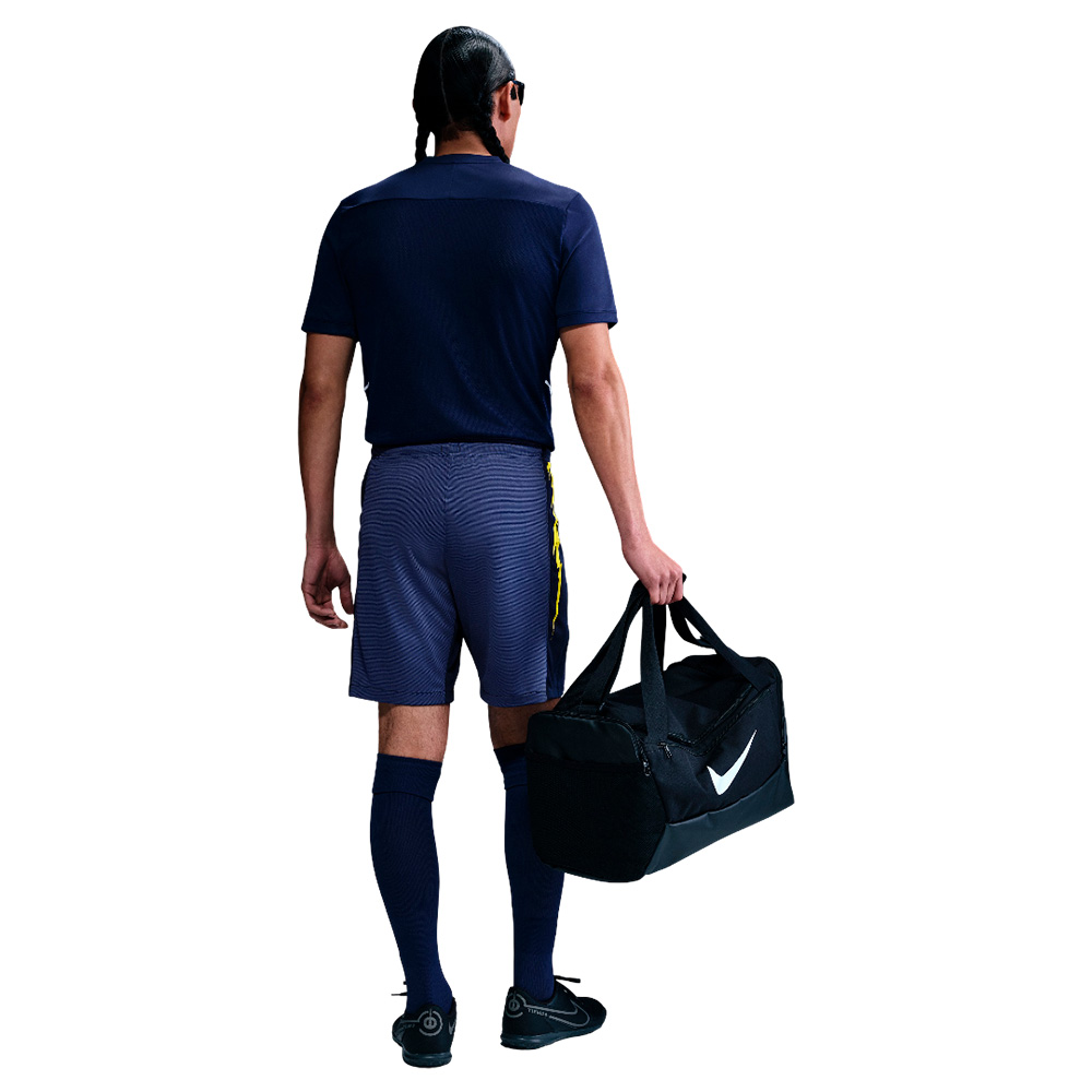 Men’s away 25/26 shorts image number null